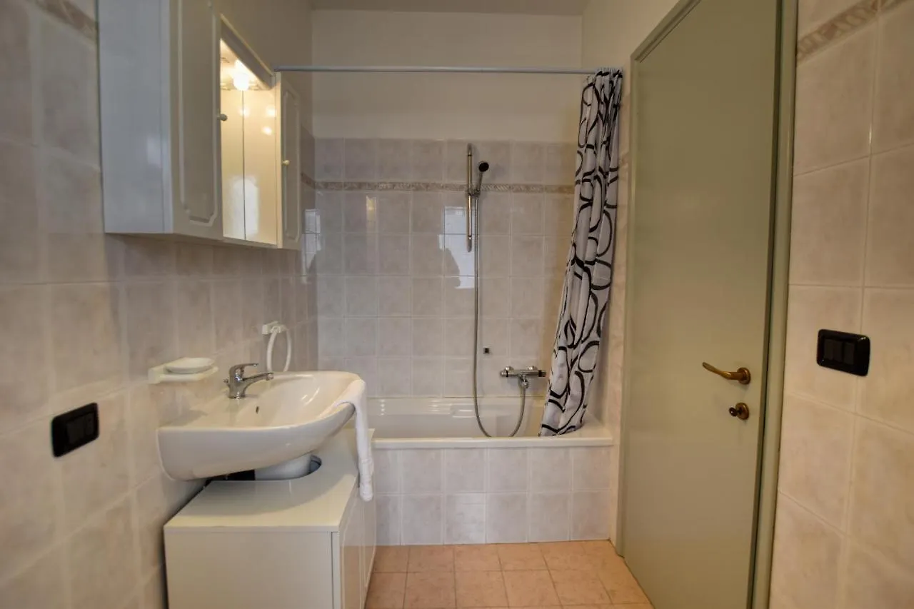 Casa Con Vista Airconditioned 2-Bedroom Apartment Acquaseria 0*,